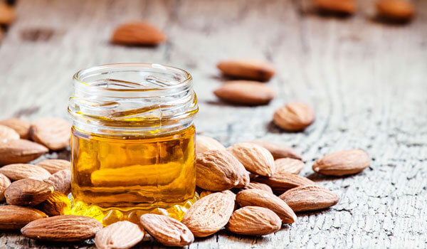 HOW TO USE ALMOND OIL ON YOUR FACE