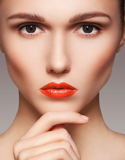how to wear orange lipstick 430x550