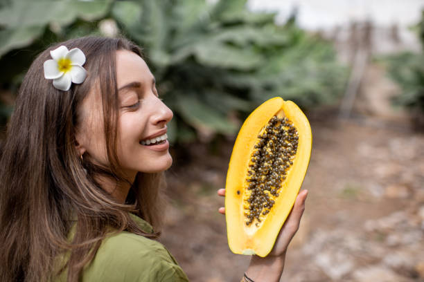 The Many Benefits of Papaya for Skin and Hair