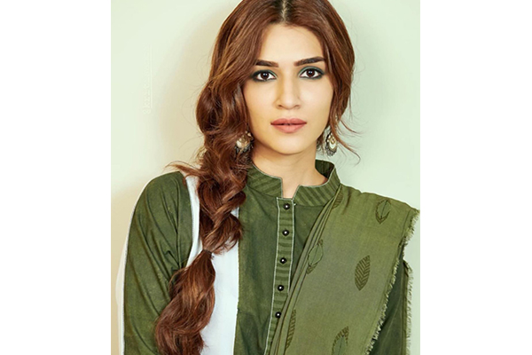 Children's Day: Kriti Sanon's look in Bhediya inspired from her childhood  hairstyle- video