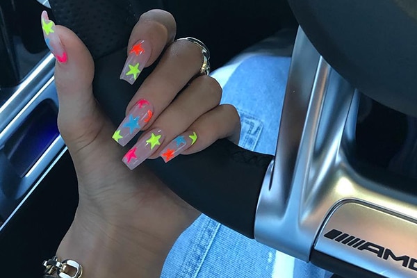 Kylie Jenner lips, Kylie Jenner nails - SoNailicious