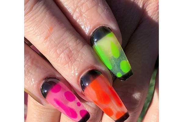 Instagram is obsessing over lava lamp nails! Gross or gorgeous?