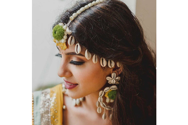 Flower Jewellery For Haldi | Perfect pick for your haldi ceremony –  Saubhagyavati.in