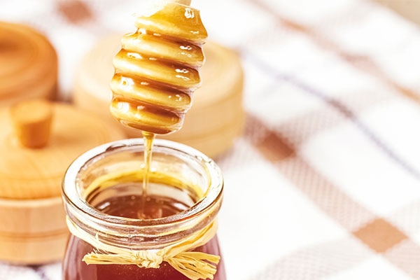 Honey Moisturize Skin