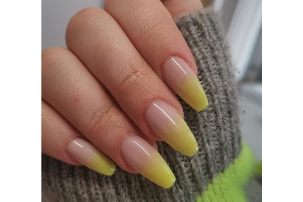 10 Ombré Nail Art Ideas For Your Next Mani Appointment - Yahoo Sports