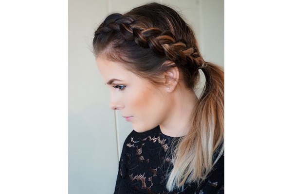 11 Super-Cute & Quick Braid Hairstyles With Weave [Photo images] | Quick  braided hairstyles, Quick braids, Feed in braids hairstyles