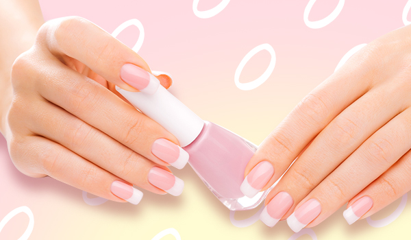 Score a salon-like French manicure at home using a rubber band! 