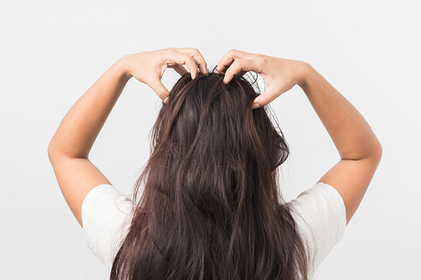 scalp massage to reduce hair fall
