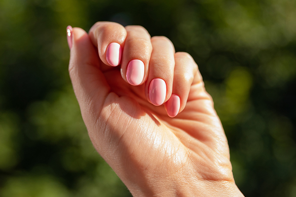 Nail color for the summer – The QG